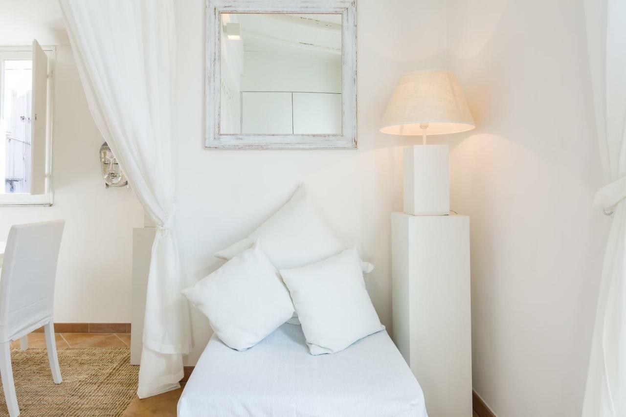 Appartement Campo Dei Fiori Luxury With Balcony à Rome Extérieur photo